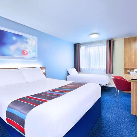Travelodge Colwyn Bay Old Colwyn Szoba fotó