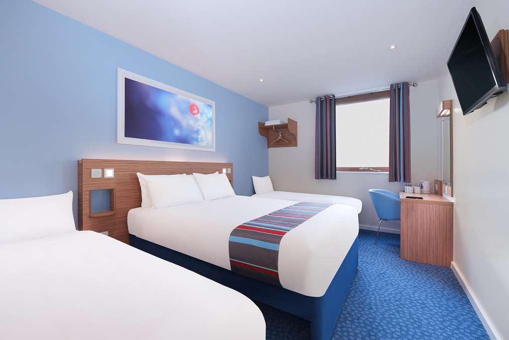 Travelodge Colwyn Bay Old Colwyn Szoba fotó
